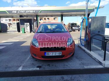 Fiat Grande Punto, 2.150 €, 2006. Hečbek, Benzin | 1368 cm3, 220.344 km, 57kW (77 KS), Manuelni 5 brzina, 4/5 vrata, 5 sedišta, Beograd
