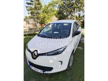 Renault Zoe, 7.800 €, 2016. Hečbek, Električni pogon, 122.400 km, 43kW (58 KS), Automatski / poluautomatski, 4/5 vrata, 5 sedišta, Kovilj