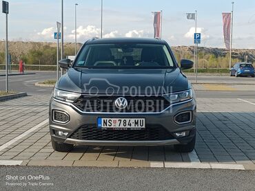 Volkswagen T-Roc 2.0Tdi, 15.500 €, 2019. Džip/SUV, Dizel | 1968 cm3, 140.000 km, 110kW (150 KS), Automatski / poluautomatski, 4/5 vrata, 5 sedišta, Novi Sad