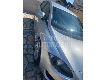 Seat Leon 1968, 6.300 €, 2010. Hečbek, Dizel | 1968 cm3, 268.200 km, 103kW (140 KS), Automatski / poluautomatski, 4/5 vrata, 5 sedišta, Zemun