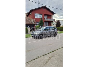 Renault Scenic 1.6 16v, 660 €, 2002. Monovolumen (MiniVan), Benzin | 1600 cm3, 300.000 km, 79kW (107 KS), Manuelni 5 brzina, 4/5 vrata, 5 sedišta, Sombor
