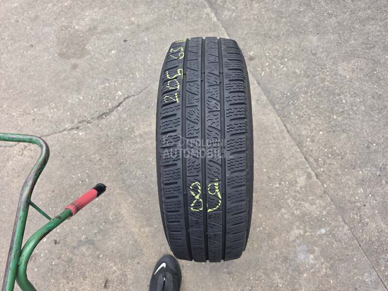 Pirelli 205/65 R16 Zimska