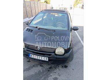 Renault Twingo 1.2, 1.050 €, 2002. Hečbek, Benzin | 1149 cm3, 178.000 km, 43kW (58 KS), Manuelni 5 brzina, 2/3 vrata, 4 sedišta, Kruševac