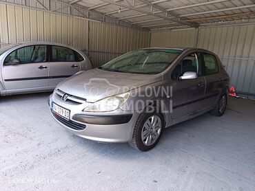Peugeot 307, 1.370 €, 2003. Hečbek, Benzin | 1360 cm3, 200.000 km, 55kW (75 KS), Manuelni 5 brzina, 4/5 vrata, 5 sedišta, Lajkovac (Varoš)