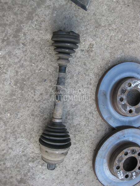 Leva poluosovina 1.9 tdi za Volkswagen Sharan od 2001. do 2008. god.