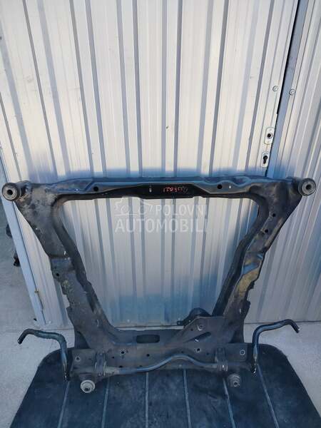Prednji most za Nissan Qashqai od 2006. do 2013. god.
