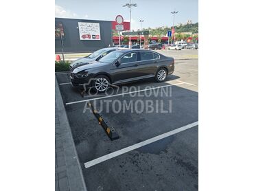 Volkswagen Passat B8 Highline (može zamena), 14.500 €, 2016. Limuzina, Dizel | 1598 cm3, 160.000 km, 88kW (120 KS), Manuelni 6 brzina, 4/5 vrata, 5 sedišta, Mali Požarevac