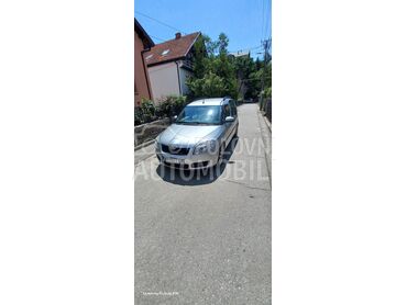 Škoda Roomster 1.4, 3.700 €, 2007. Monovolumen (MiniVan), Benzin | 1390 cm3, 227.000 km, 63kW (86 KS), Manuelni 5 brzina, 4/5 vrata, 5 sedišta, Niš