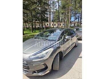Citroen DS5, 9.700 €, 2014. Hečbek, Hibridni pogon (dizel) | 2000 cm3, 220.000 km, 120kW (163 KS), Automatski / poluautomatski, 4/5 vrata, 5 sedišta, Zlatibor
