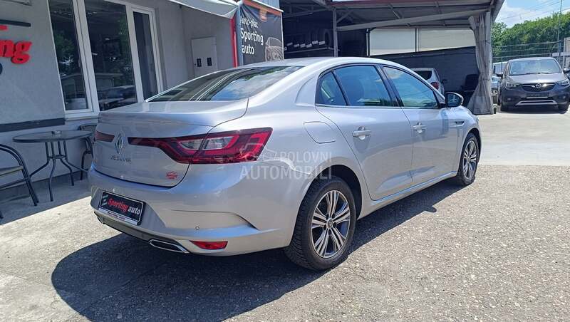 Renault Megane 2022 photo 2