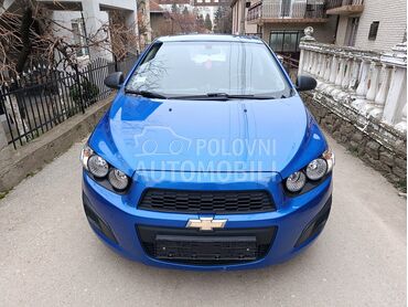 Chevrolet Aveo 1.2i r e g g o d, 4.350 €, 2012. Hečbek, Benzin | 1229 cm3, 193.852 km, 63kW (86 KS), Manuelni 5 brzina, 4/5 vrata, 5 sedišta, Niš