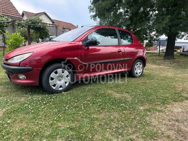 Peugeot 206 1.4hdi, 699 €, 2003. Hečbek, Dizel | 1398 cm3, 324.563 km, 50kW (68 KS), Manuelni 5 brzina, 2/3 vrata, 5 sedišta, Valjevo