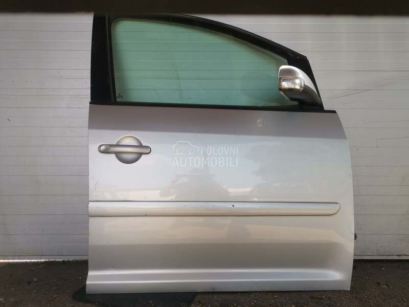 Prednja desna vrata siva za Volkswagen Touran od 2003. do 2010. god.