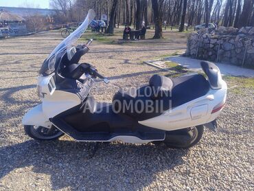 Suzuki Bugrman650 executive, 3.250 €, 2011. , 650 cm3, 30.000 km, 40kW (54 KS), Scooter, Obrenovac