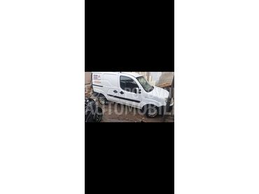 Fiat Doblo (može zamena), 2.300 €, 2006. Pickup, Benzin + Metan (CNG) | 1600 cm3, 340.000 km, 77kW (105 KS), Manuelni 5 brzina, 2/3 vrata, 2 sedišta, Kruševac