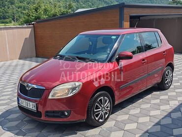 Škoda Fabia 1.2 htp tek.reg, 2.850 €, 2008. Hečbek, Benzin | 1198 cm3, 204.352 km, 44kW (60 KS), Manuelni 5 brzina, 4/5 vrata, 5 sedišta, Čačak