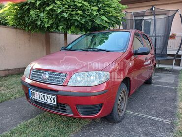 Fiat Punto, 1.600 €, 2011. Hečbek, Benzin | 1242 cm3, 201.000 km, 44kW (60 KS), Manuelni 5 brzina, 4/5 vrata, 5 sedišta, Surčin