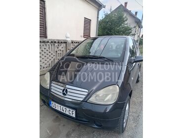 Mercedes Benz A 160 A 160, 1.450 €, 2001. Monovolumen (MiniVan), Benzin | 1598 cm3, 280.000 km, 75kW (102 KS), Manuelni 5 brzina, 4/5 vrata, 5 sedišta, Osipaonica