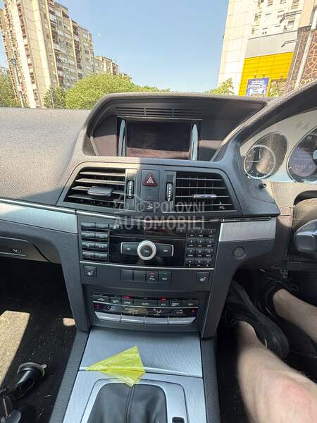 Radio w204 w212 za Mercedes Benz C Klasa, C 160, C 180 ... od 2009. do 2016. god.
