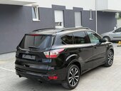 Ford Kuga 2.0 ST-LINE BLACK