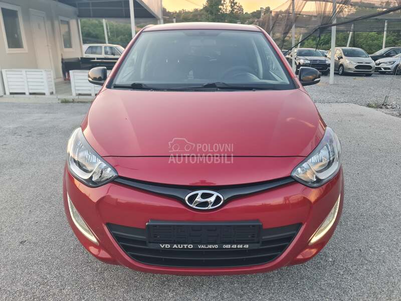 Hyundai I20 2014 photo 3