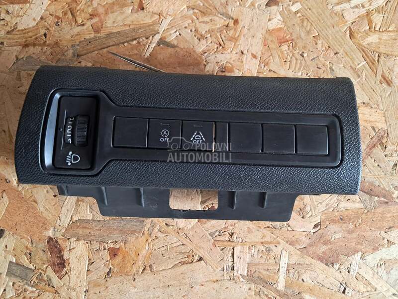 panel prekidaca multifunkcionalni za Peugeot 308 od 2013. do 2021. god. - 9807240977