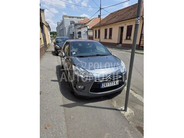 Citroen DS3 1.6 thp, 3.000 €, 2012. Kupe, Benzin | 1600 cm3, 157.300 km, 116kW (158 KS), Manuelni 6 brzina, 2/3 vrata, 5 sedišta, Zrenjanin