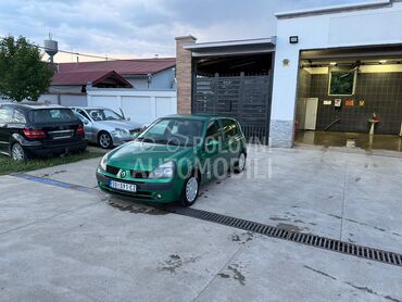 Renault Clio, 1.100 €, 2002. Hečbek, Benzin | 1149 cm3, 220.552 km, 55kW (75 KS), Manuelni 5 brzina, 4/5 vrata, 5 sedišta, Apatin