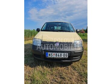 Fiat Panda 1,2, 3.300 €, 2012. Hečbek, Benzin | 1242 cm3, 134.300 km, 51kW (69 KS), Manuelni 5 brzina, 4/5 vrata, 5 sedišta, Novi Sad