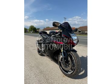 Suzuki GSXR 750, 8.500 €, 2014. , 750 cm3, 32.000 km, 110kW (150 KS), Sport / Super sport, Lazarevac
