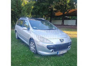 Peugeot 307 1.6, 1.350 €, 2005. Limuzina, Dizel | 1560 cm3, 233.000 km, 66kW (90 KS), Manuelni 5 brzina, 4/5 vrata, 5 sedišta, Kovilj