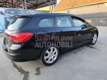 Opel Astra J 1.7cdti, 3.999 €, 2011. Karavan, Dizel | 1686 cm3, 216.000 km, 81kW (110 KS), Manuelni 6 brzina, 4/5 vrata, 5 sedišta, Zrenjanin