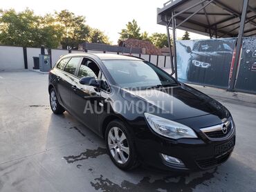 Opel Astra J 1.7cdti, 4.200 €, 2011. Karavan, Dizel | 1686 cm3, 216.000 km, 81kW (110 KS), Manuelni 6 brzina, 4/5 vrata, 5 sedišta, Zrenjanin
