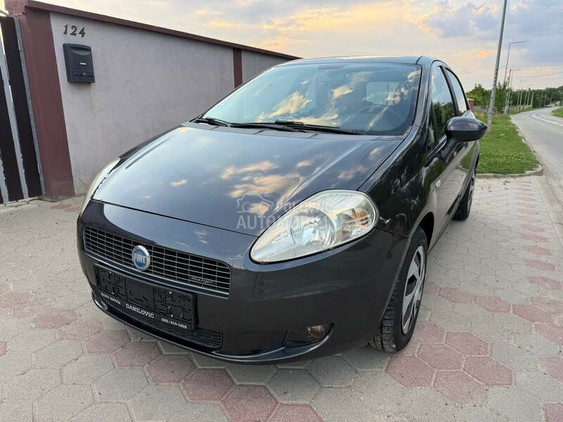 Fiat Grande Punto 2007 photo 2