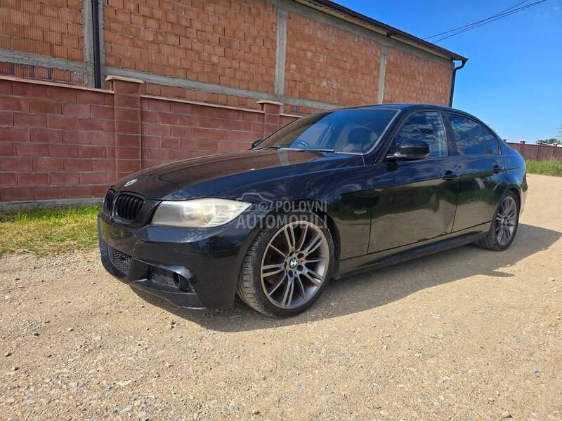 BMW 320 2012 - kompletan auto u delovima