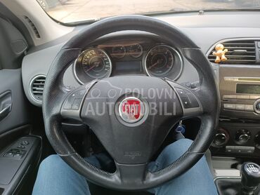 Fiat Bravo 1.6 mjet, 3.350 €, 2010. Hečbek, Dizel | 1598 cm3, 260.000 km, 77kW (105 KS), Manuelni 6 brzina, 4/5 vrata, 5 sedišta, Beograd