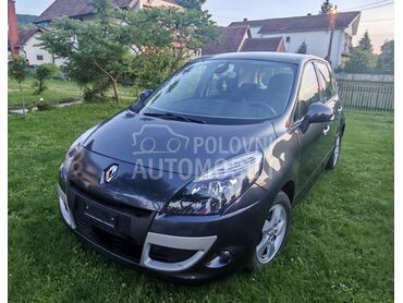 Renault Scenic tce130, 3.850 €, 2009. Monovolumen (MiniVan), Benzin | 1397 cm3, 250.000 km, 96kW (131 KS), Manuelni 6 brzina, 4/5 vrata, 5 sedišta, Lazarevac