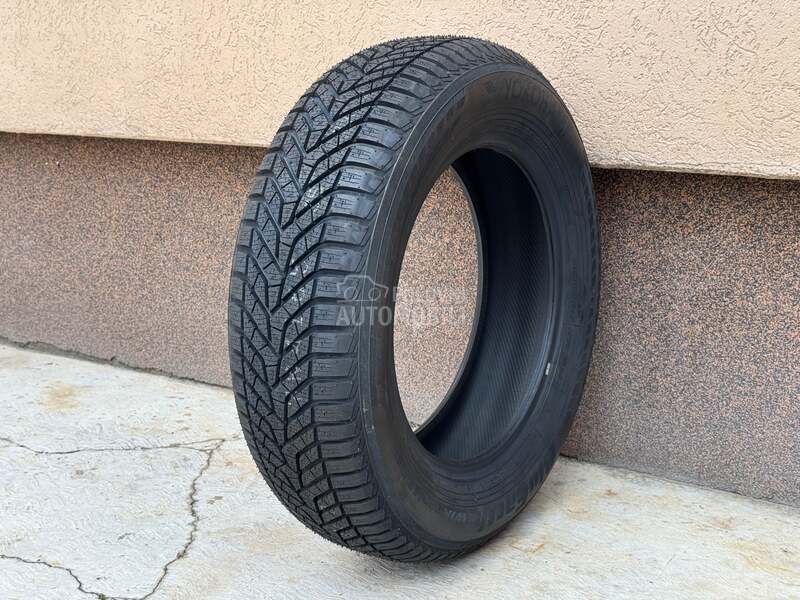 Yokohama 215/65 R17 Zimska