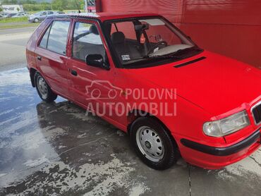 Škoda Felicia 1300, 850 €, 1999. Limuzina, Benzin + Gas (TNG) | 1300 cm3, 95.000 km, 40kW (54 KS), Manuelni 5 brzina, 4/5 vrata, 5 sedišta, Kraljevo
