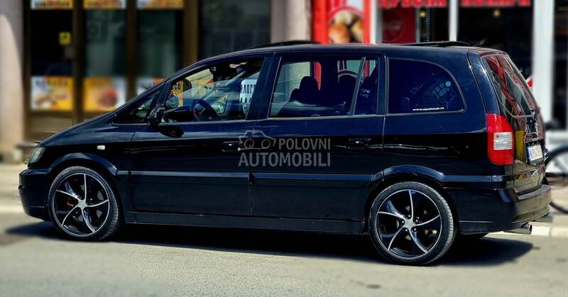 Opel Zafira OPC - kompletan auto u delovima