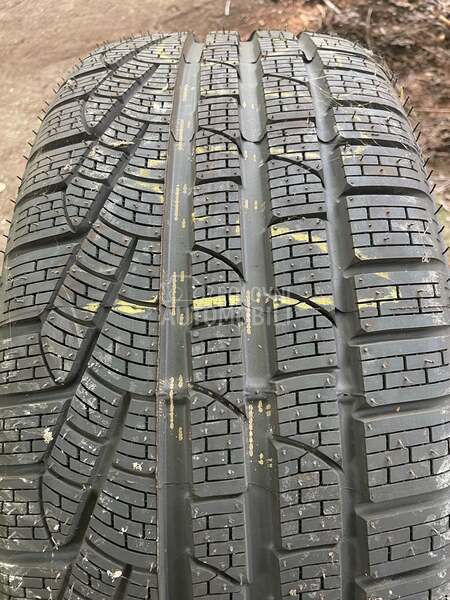 Pirelli 245/35 R20 Zimska