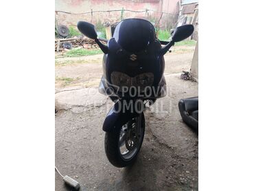 Suzuki Gsxf 750, 700 €, 2001. , 750 cm3, 45.000 km, 88kW (120 KS), Touring, Lipolist