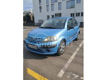 Citroen C3, 1.500 €, 2003. Hečbek, Benzin | 1124 cm3, 211.000 km, 44kW (60 KS), Manuelni 5 brzina, 4/5 vrata, 5 sedišta, Čačak