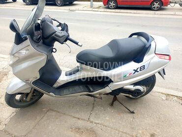Piaggio X8, 1.650 €, 2007. , 399 cm3, 100.000 km, 25kW (34 KS), Scooter, Valjevo