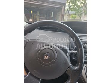 Renault Scenic, 2.000 €, 2003. Hečbek, Benzin | 1600 cm3, 111.000 km, 75kW (102 KS), Manuelni 5 brzina, 4/5 vrata, 5 sedišta, Beograd