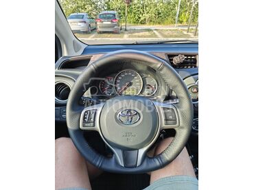 Toyota Yaris, 7.800 €, 2014. Limuzina, Benzin | 1300 cm3, 103.000 km, 74kW (101 KS), Manuelni 6 brzina, 4/5 vrata, 5 sedišta, Beograd