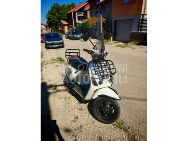 Vespa Vespa s50 4t, 1.900 €, 2012. , 50 cm3, 25.000 km, 2kW (3 KS), Scooter, Valjevo