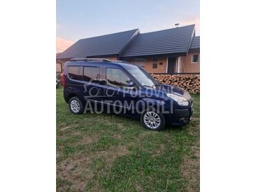 Fiat Doblo 2.0 Multijet, 5.800 €, 2012. Monovolumen (MiniVan), Dizel | 1956 cm3, 227.000 km, 99kW (135 KS), Manuelni 6 brzina, 4/5 vrata, 5 sedišta, Valjevo