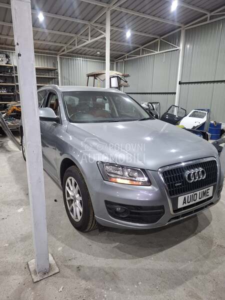 Audi Q5 Delovi za Audi Q5 - kompletan auto u delovima