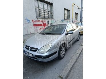 Citroen C5 1.8 (može zamena), 400 €, 2003. Hečbek, Benzin + Gas (TNG) | 1749 cm3, 350.000 km, 85kW (116 KS), Manuelni 5 brzina, 4/5 vrata, 5 sedišta, Beograd